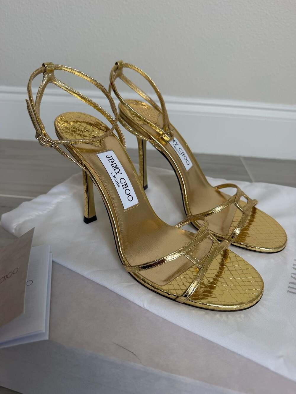 Jimmy Choo Leo 100 Gold Candy Wrap Leather Heels Sandals EU 38 US 8 - Picture 3 of 10
